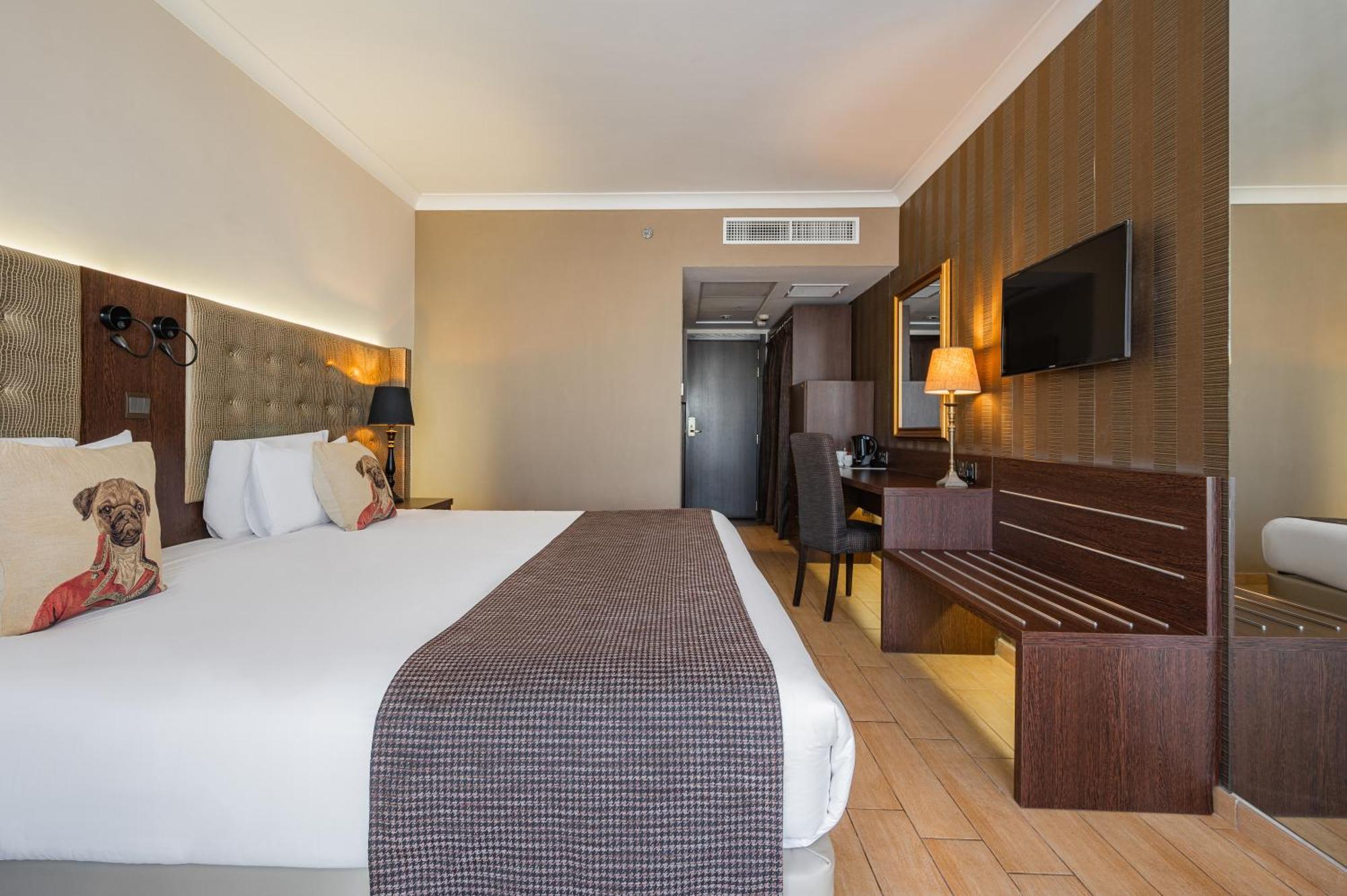 Ax The Victoria 4* Sliema